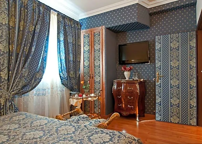 Konukevi Residenza Antica Roma