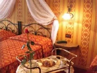 Residenza Antica Konukevi 4*